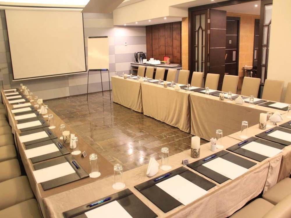 Boutique Hotel Jal el Dib Экстерьер фото